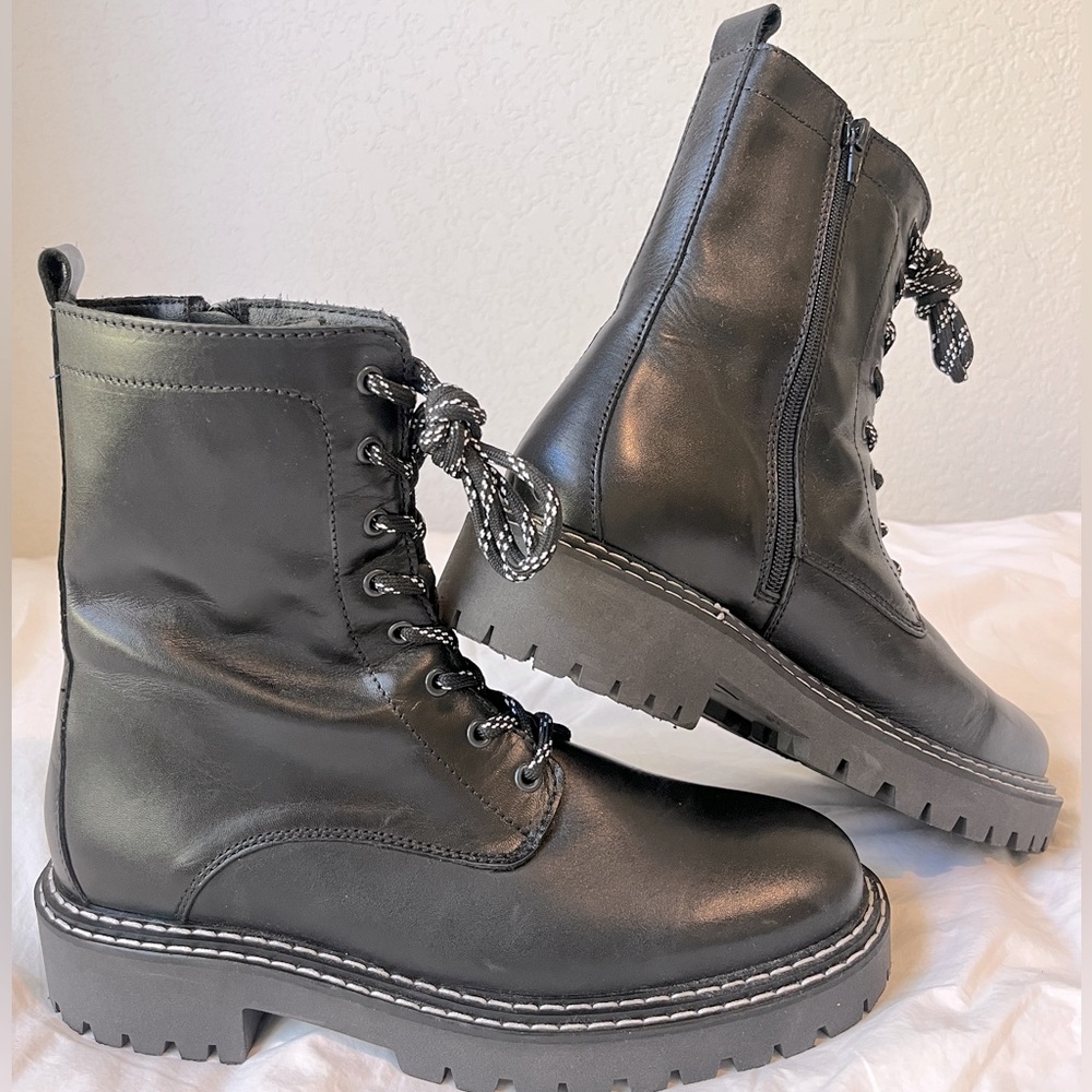 Avellini black leather combat boots EU 40 sz 9-9.5, lace up, like Doc Martens